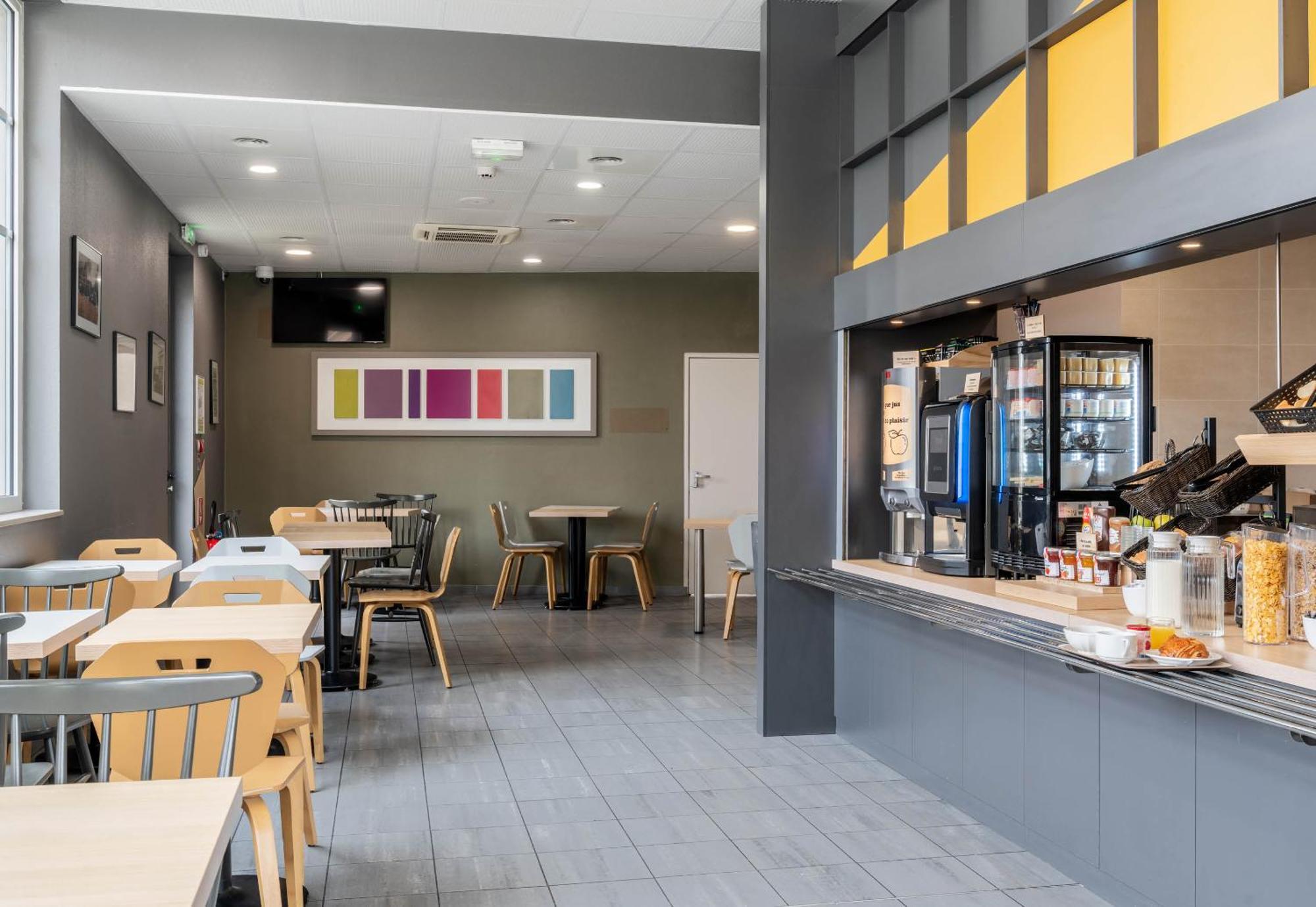 B&B Hotel Lille Roubaix Campus Gare Exterior photo